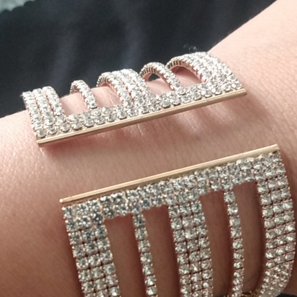 Jewelry - Picture 6 of 6